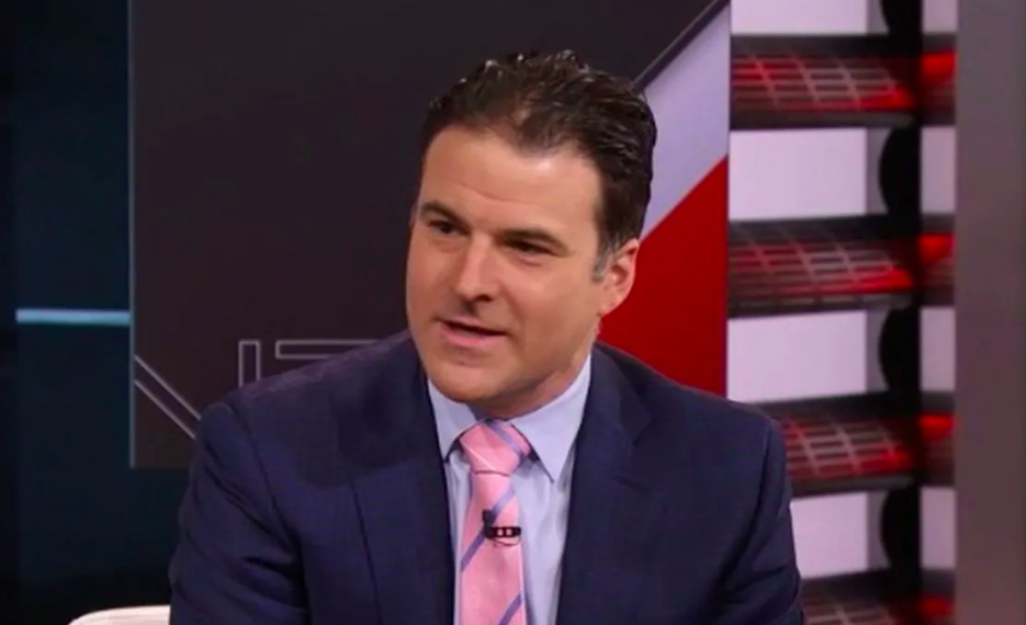 Darren Rovell Once Tried To Get A Reporter Banned From Covering A Team ...