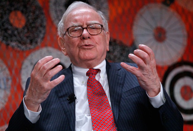 Warren Buffett’s Berkshire Hathaway Scammed Out Of $340 Million By Couple Who Pulled Off $810 Million Ponzi Scheme
