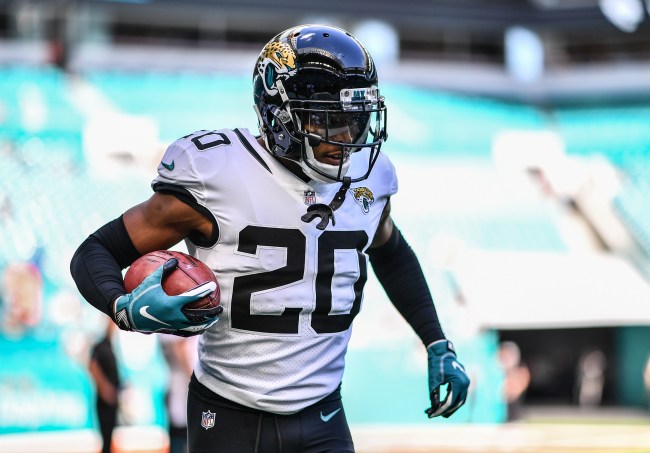 Jalen Ramsey calls out Jacksonville Jaguars and says he's not giving a discount during contract extension talks