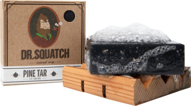 Dr Squatch Pine Tar Soap Bar Review - Must Watch! 