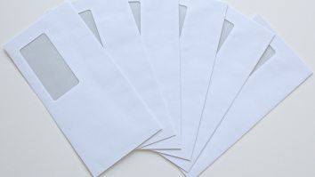 I Erased $6K In Debt In Less Than A Year By Forcing Myself To Use This Simple Envelope System