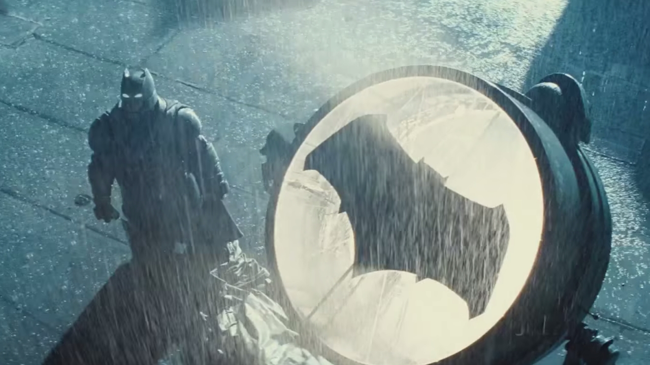 The Ben Affleck 'Batman' Film Would Have Seen The Dark Knight Trapped With  His Enemies In Arkham Asylum - BroBible