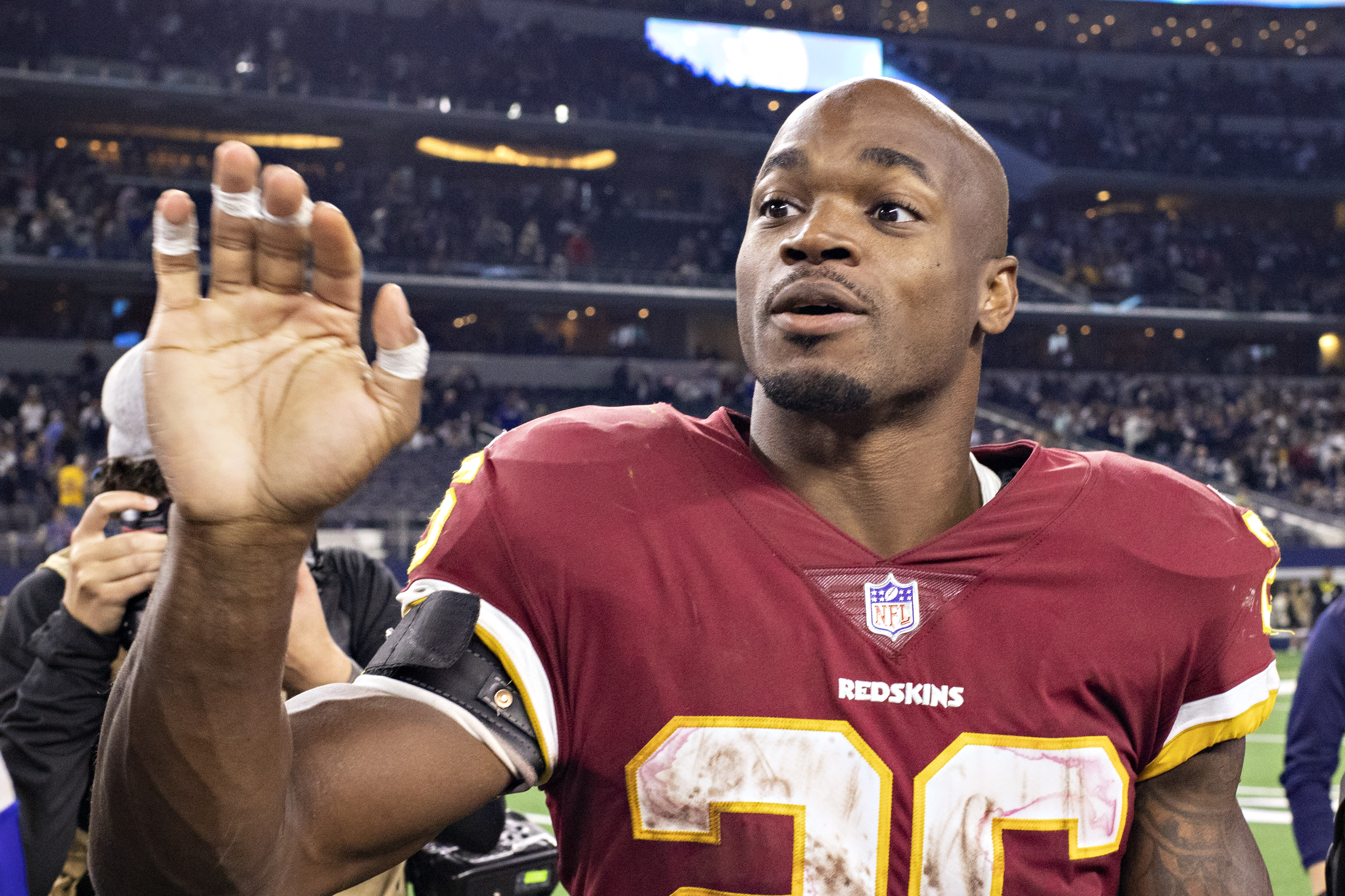 Adrian Peterson faces debt woes. How athletes can botch their finances