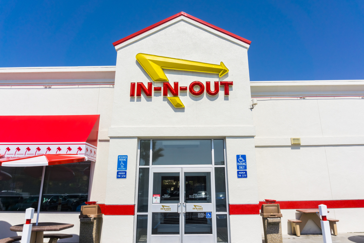 In-N-Out Burger Just Opened In Colorado And The Line Is Over 12 Hours ...