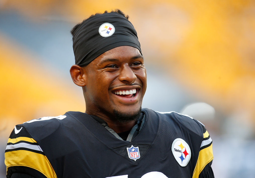 JuJu Smith-Schuster's KC Chiefs Contract Might Be Hilarious