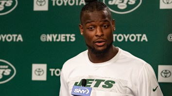 The Internet Absolutely Obliterated Le’Veon Bell’s Latest Attempt At Showing Off His Rap Skills