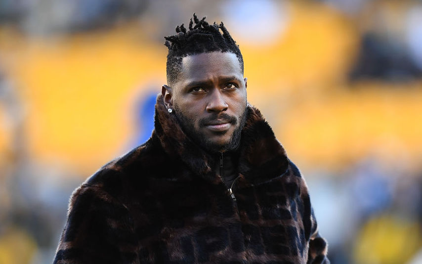 Former Steelers Standout Antonio Brown Claims His 'CTE Is Acting