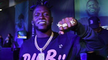 Antonio Brown Posts Cryptic IG Caption As Rumors Of Him Possibly Retiring Over His Stupid Helmet Swirl