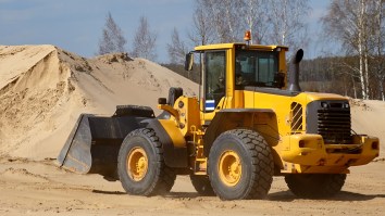 Florida Man Covers Girlfriend’s Car With Dirt With An End Loader When She Won’t Answer His Question: Police