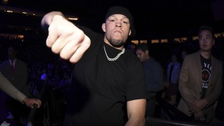 Nate Diaz Lit Up A Joint During His UFC 241 Open Workout And Passed It Around To His Fans