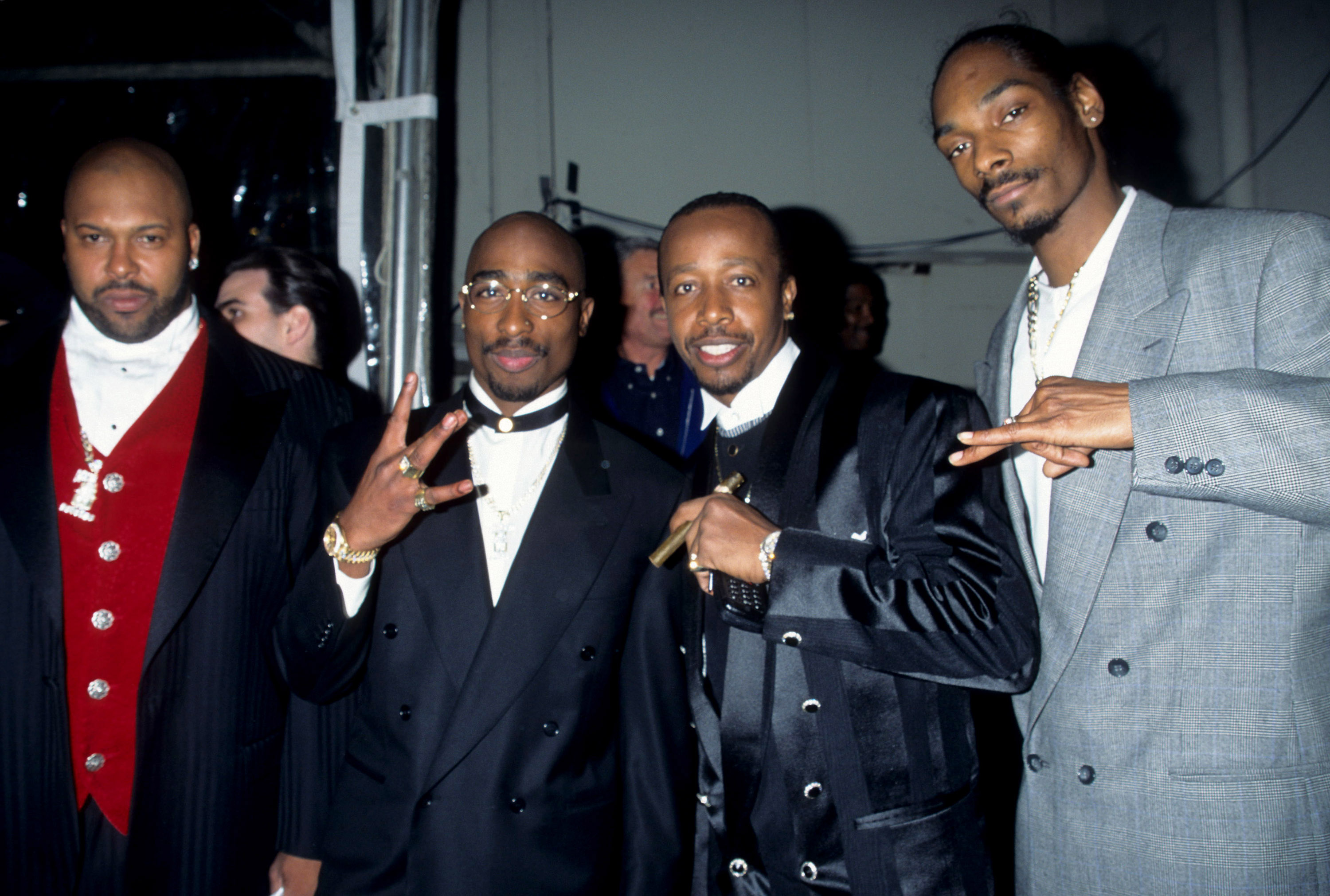 Snoop Dogg Honors Suge Knight In New 'Let Bygones Be Bygones' Song, Credits  Himself For Death Row Signing Tupac - BroBible
