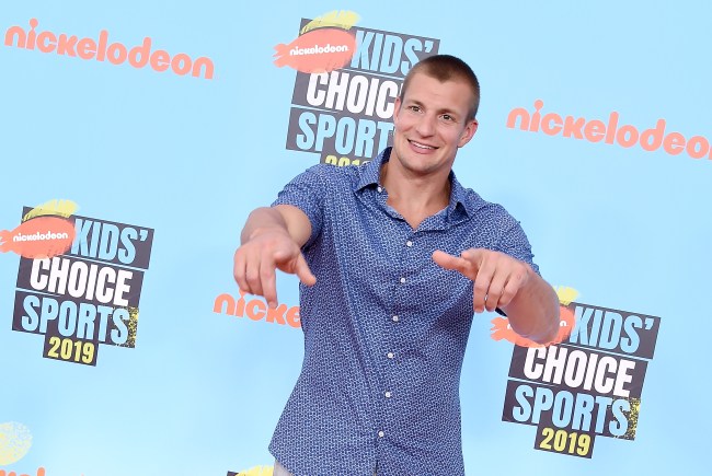 Twitter offers theories about what Rob Gronkowski's surprise "next chapter" announcement is about