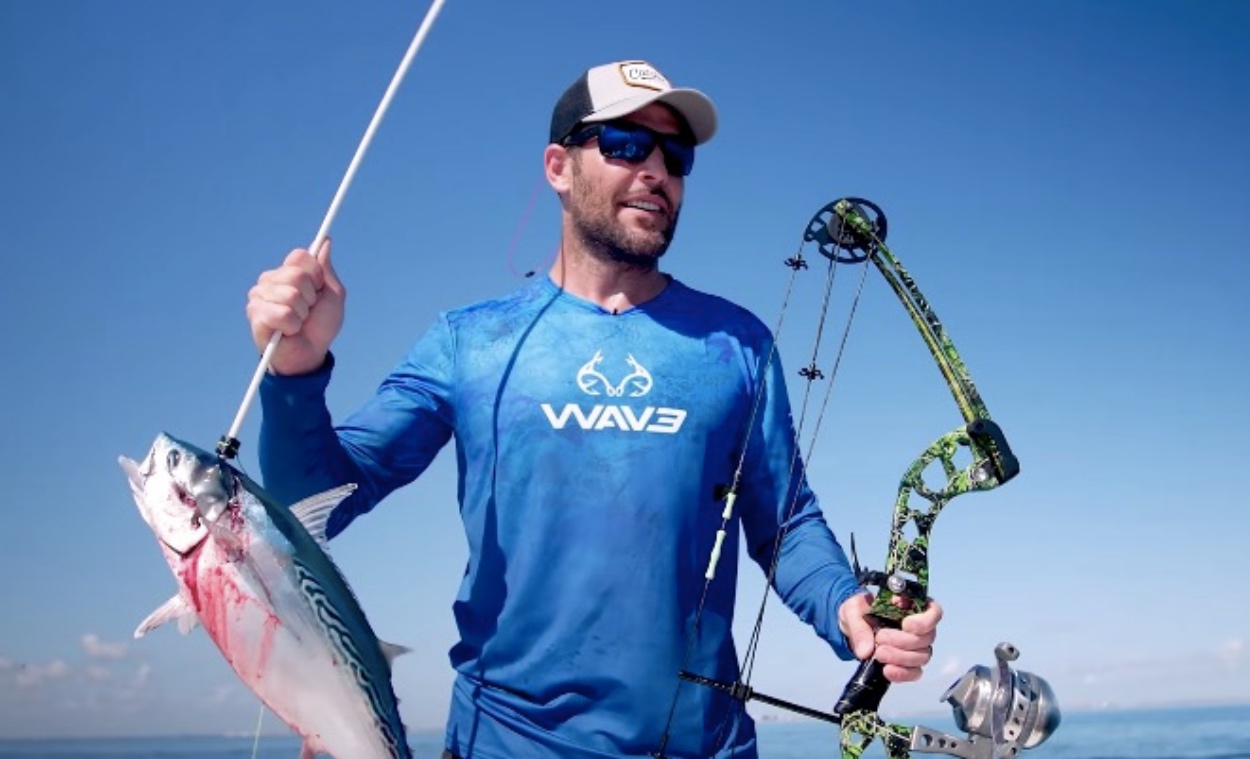 Bow Fishing For Bonito With Sharks Swarming All Over Is Taking