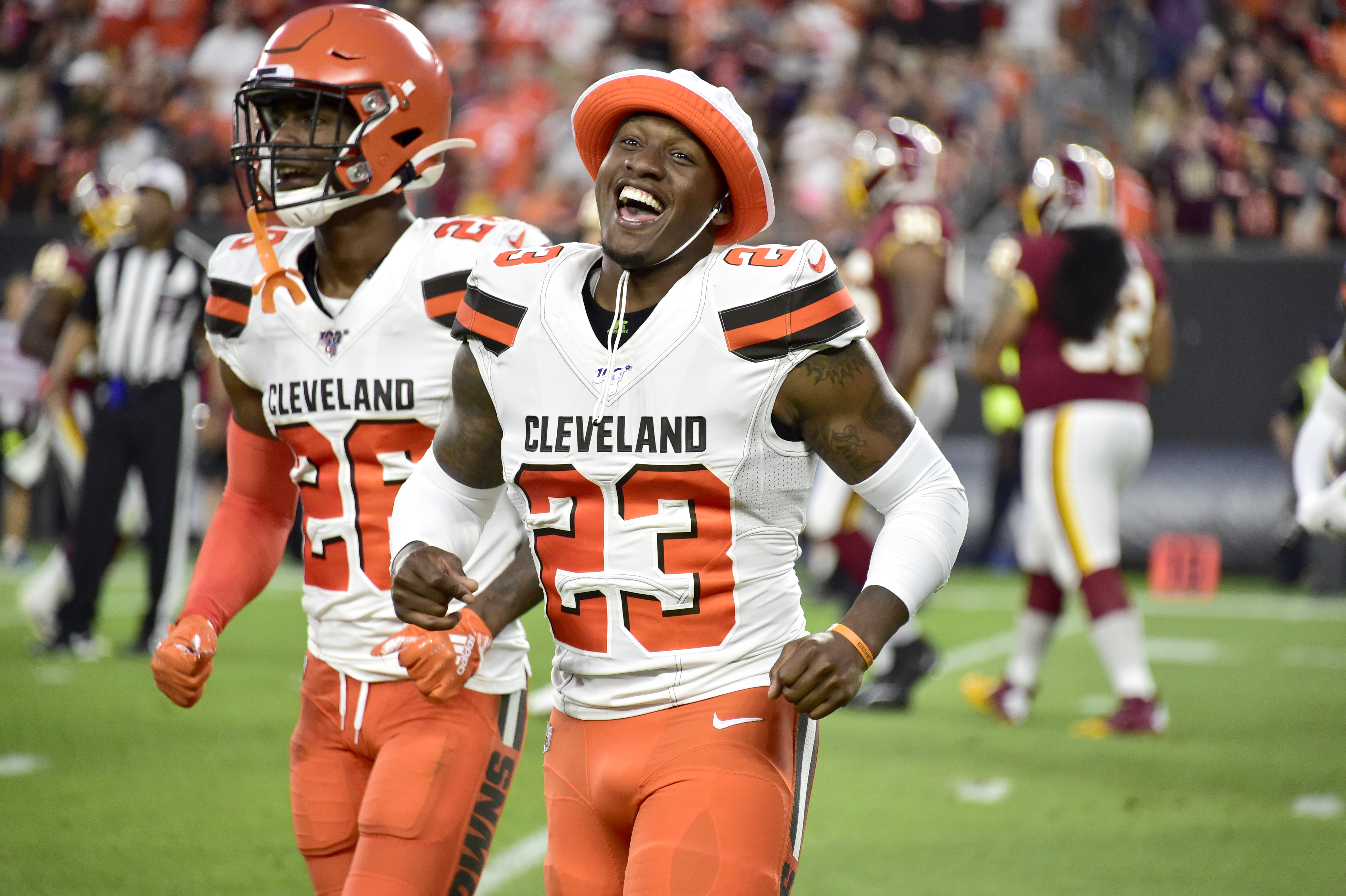 Former Packers CB Damarious Randall gets first INT with Browns