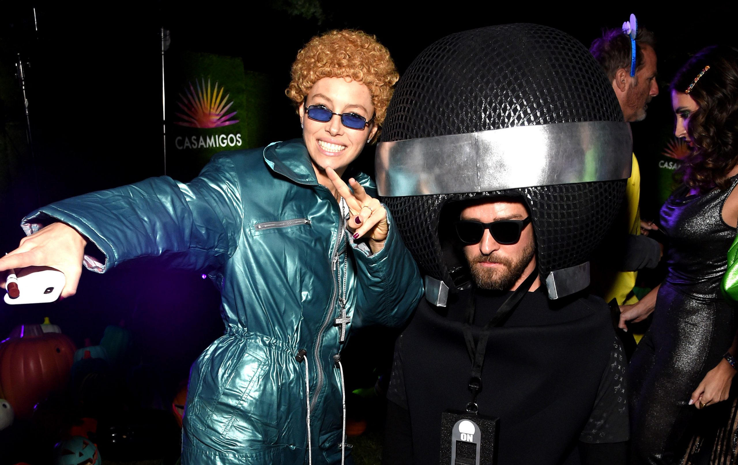 2019's Best Celebrity And Athlete Halloween Costumes, Including Jessica