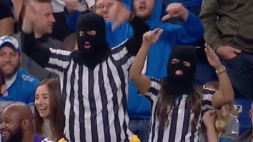 Lions Fan In The Stands Offers Ref $70 To Call A Fair Game Today