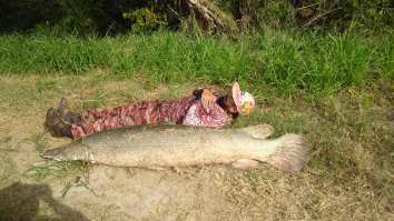 Kayak Fisherman Caught A 7-Foot, 200-Pound Alligator Gar In South Texas That Almost Knocked His Boat Over