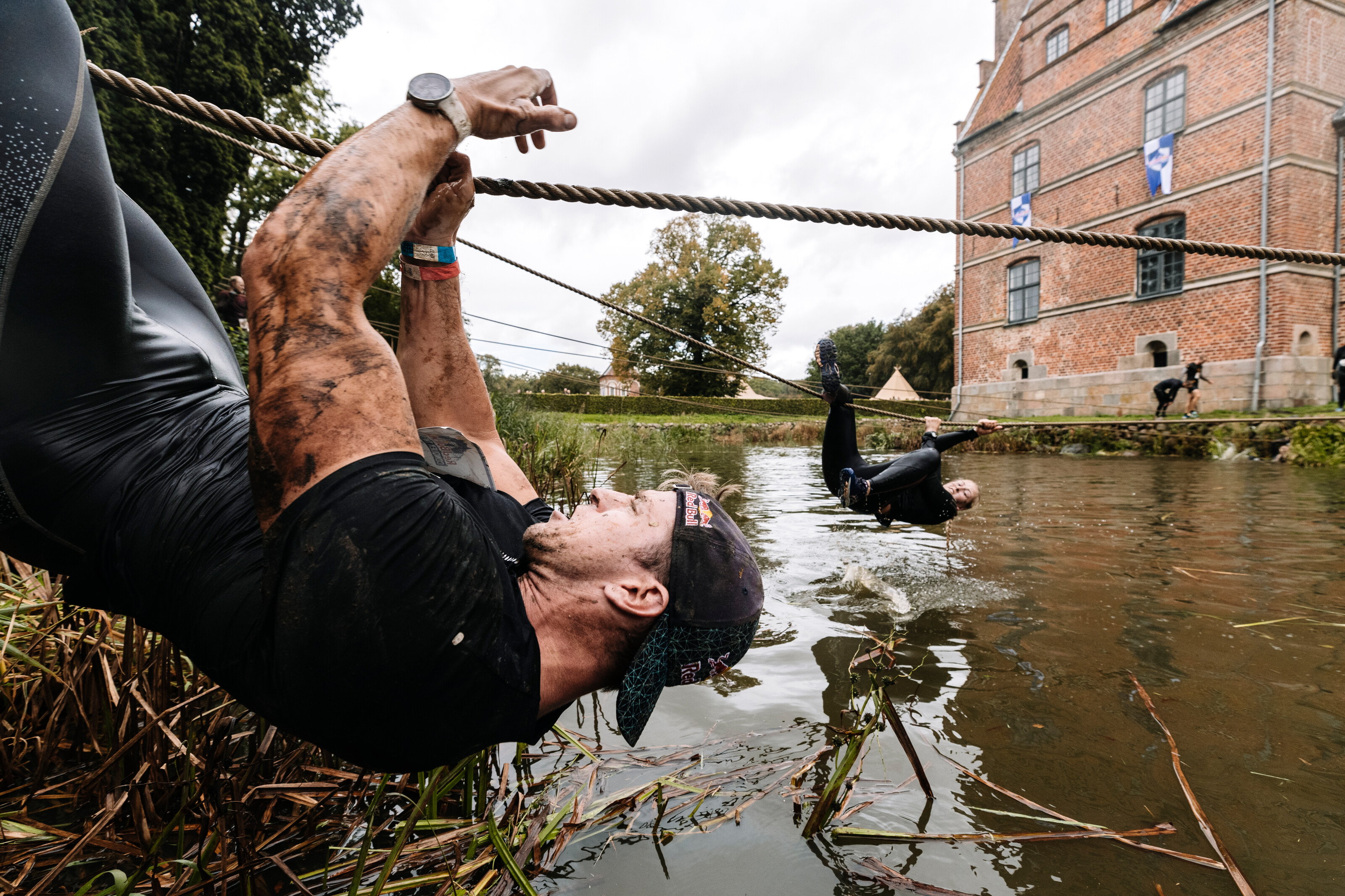 The Brutal 'Conquer The Castle' Obstacle Race Is Inspired By Savage