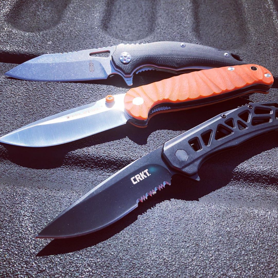 Everyday Carry Upgrade Monthly Knife Club Has The Gear You Need (And Want) This Holiday Season