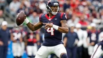 Deshaun Watson Says The Popeyes Chicken Sandwich Helped Him Heal His Injured Eye And Contributed To His Success On The Field Vs Jaguars