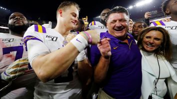 LSU Players Run To Recruits In The Stands After Beating Alabama Telling Them To Come Play For The Tigers