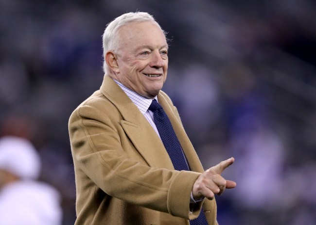 Cowboys owner Jerry Jones talks about how he missed an opportunity to hire Bill Belichick in the mid-90s