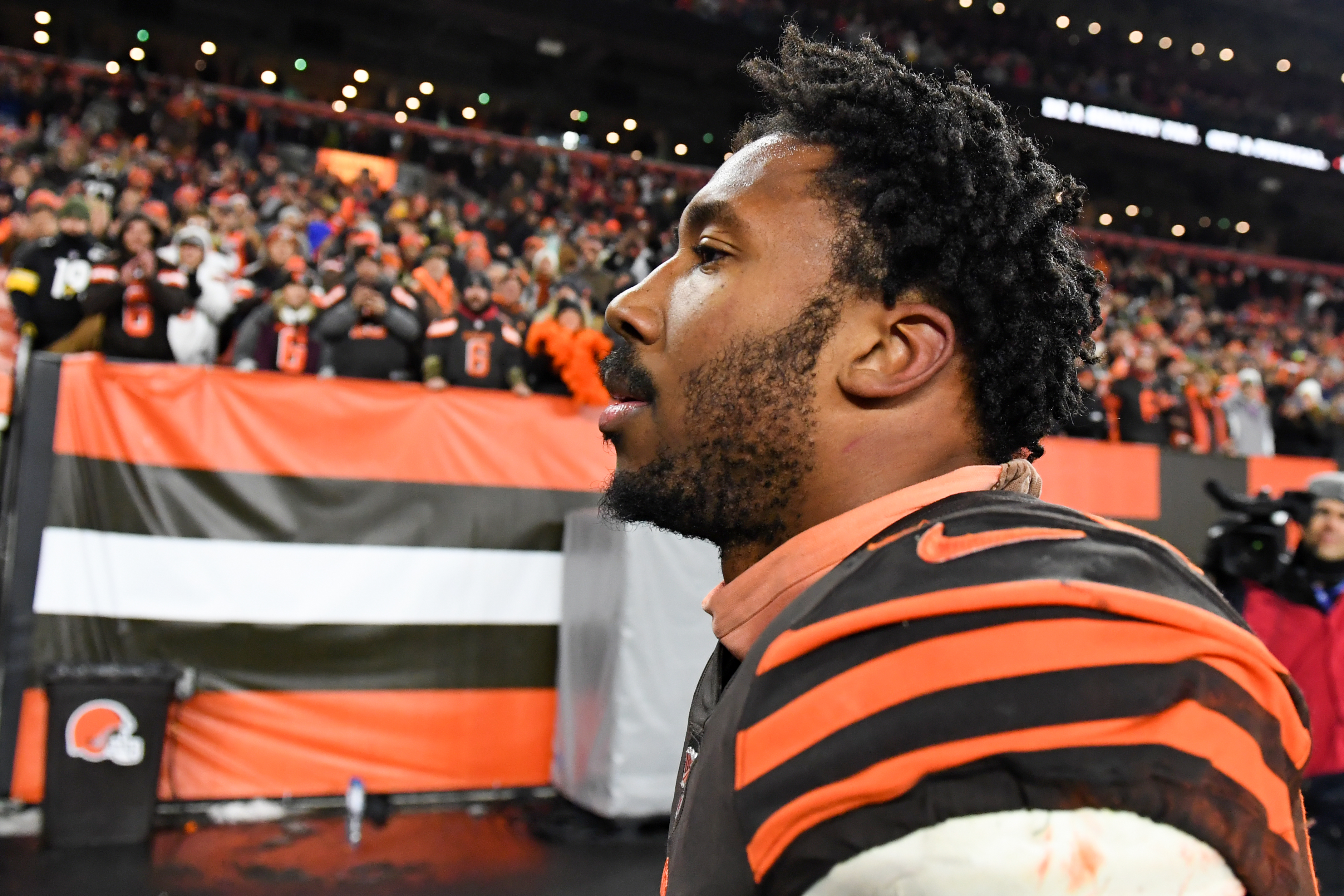 Pittsburgh Steelers say a report is 'absolutely false' that they might ban  Myles Garrett jerseys at Heinz Field Sunday 