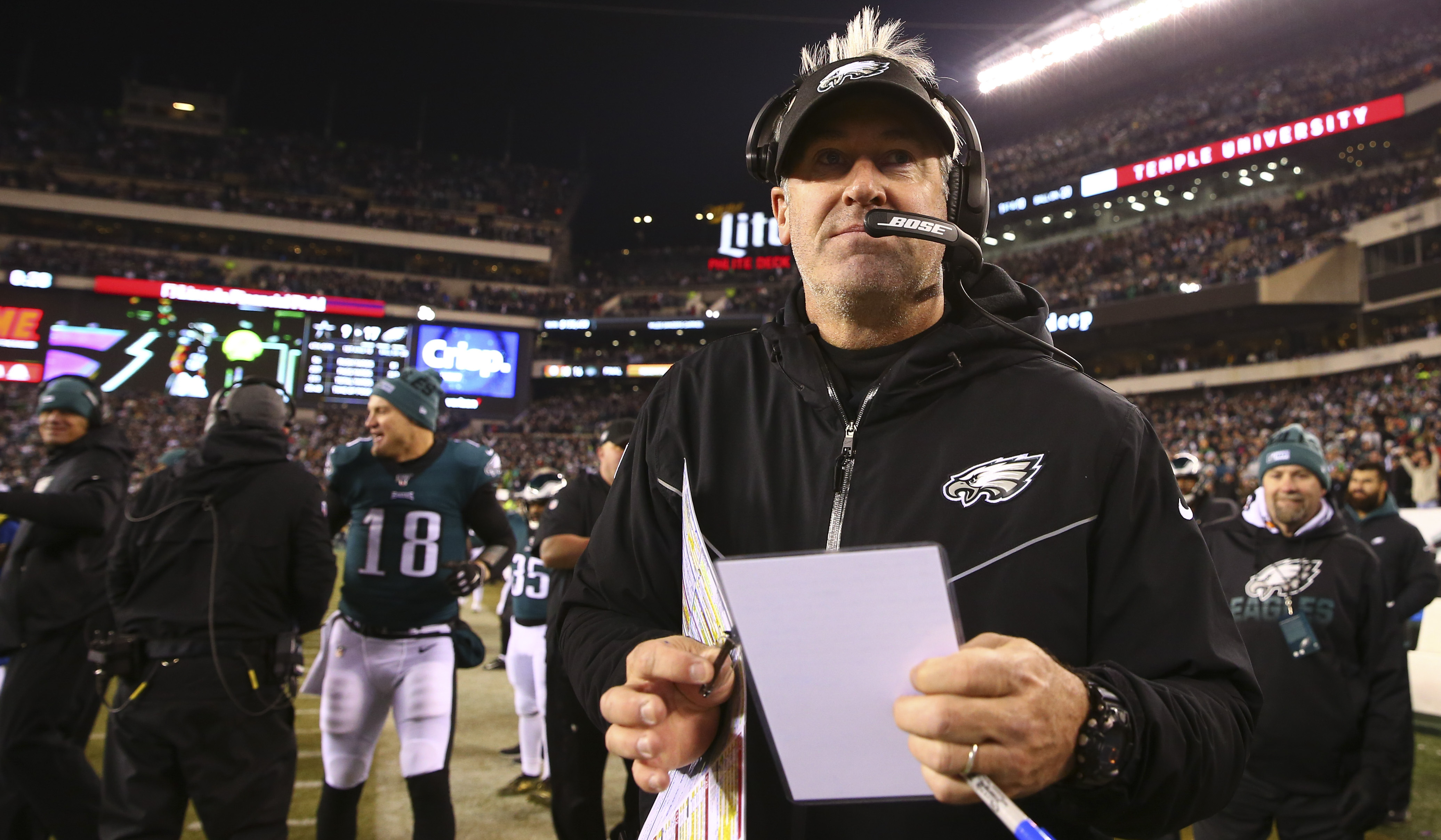 Drunk Eagles interrupts Doug Pederson after win over Cowboys