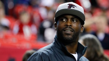 Over 400k People Sign Petition To Have Michael Vick Removed As Honorary Pro Bowl Captain