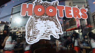 High School Soccer Coach In Hot Water For Taking Team To Hooters After Losing Game
