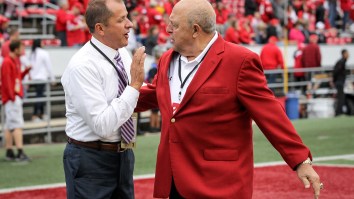 Wisconsin AD Barry Alvarez Hilariously Shooed Away His Young Grandson While Trying To Watch The Rose Bowl
