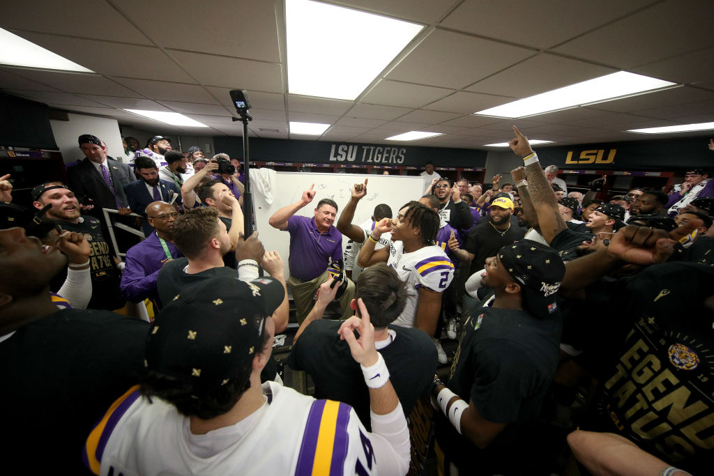 LSU Football Celebrates Championship With Cigars Despite Cops