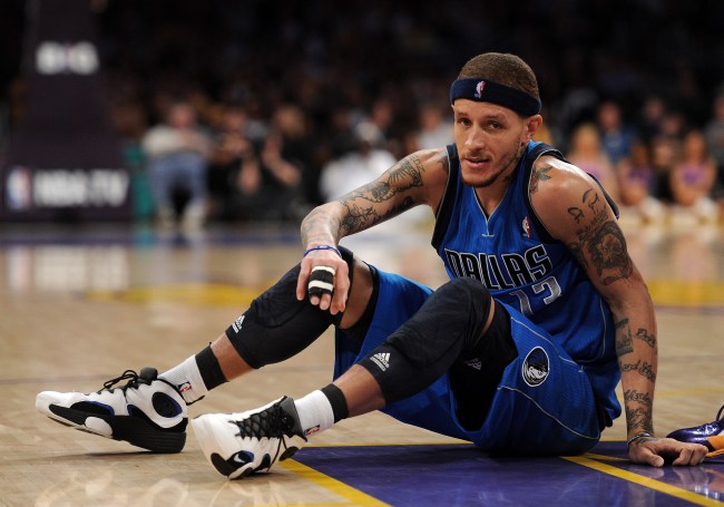 Video reportedly shows former NBA player Delonte West in a bad place, he allegedly got beat up in the middle of the street and goes on rant while questioned by police.