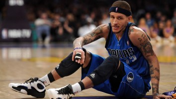 Heartbreaking Video Allegedly Shows Delonte West Being Assaulted In The Street