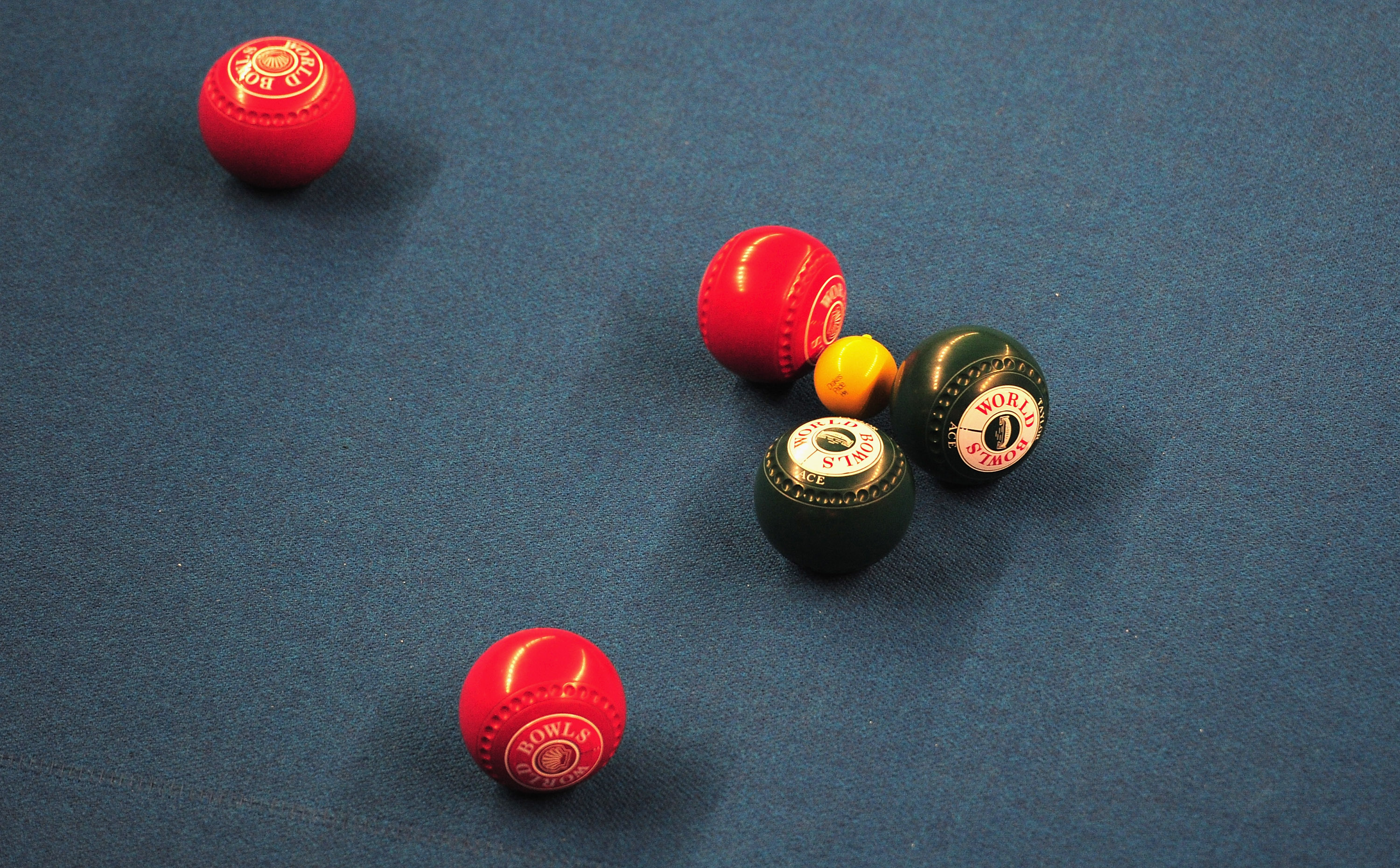 This Outrageous Bocce Ball Shot Seems To Bend The Rules Of Physics At