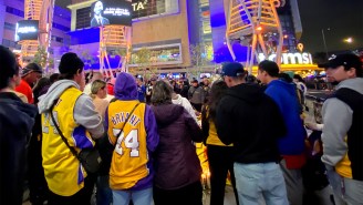 Heartbroken Lakers Guard Quinn Cook Joined The Thousands Of Fans Mourning Kobe Bryant At The Staples Center
