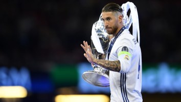 Sergio Ramos And Real Madrid Pay Tribute To Kobe Bryant With Moment Of Silence