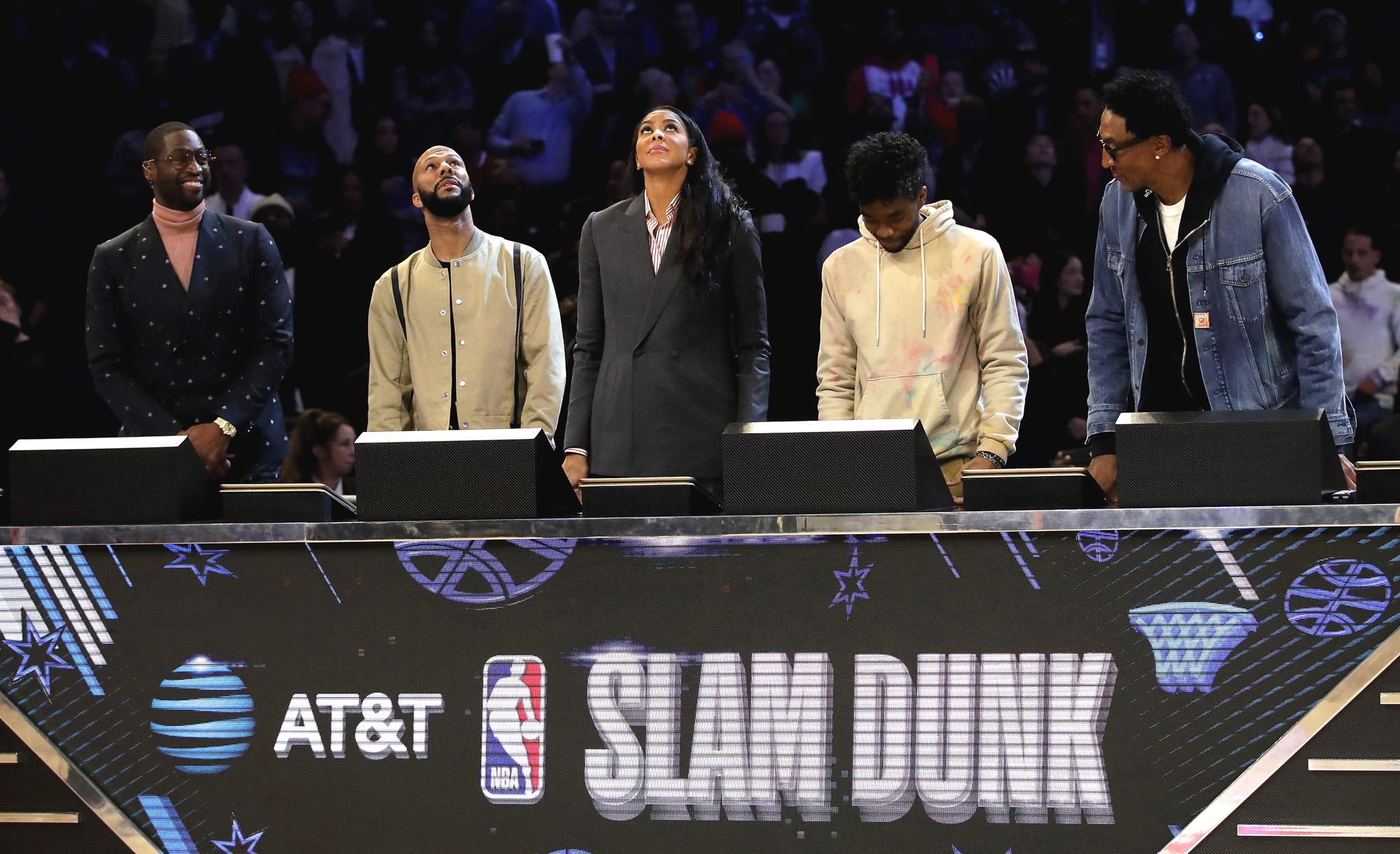 Dwyane Wade Tweets Out Phone Number For Fans To Send Him