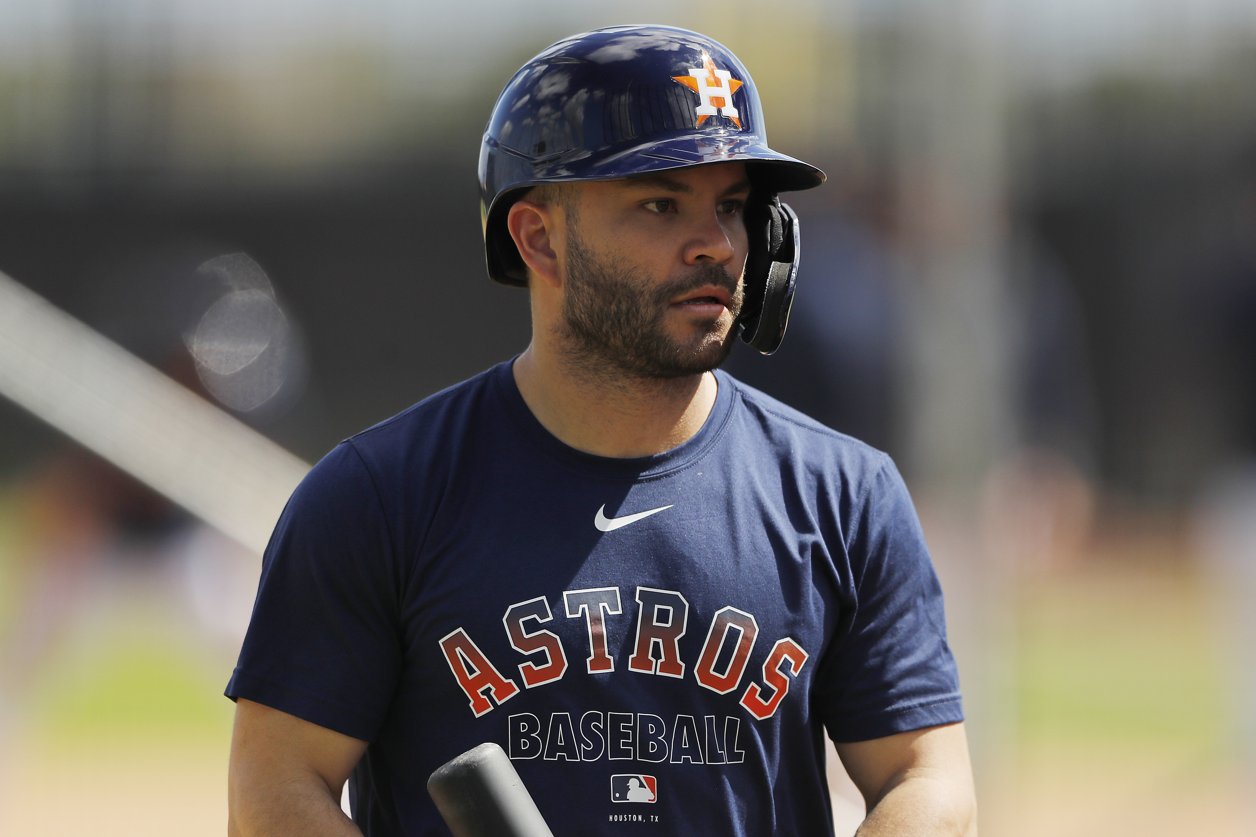 José Altuve, Astros ride emotional high following dust-up with