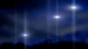 ‘Fleet Of UFOs’ Hovering Over Arizona Captured On Video