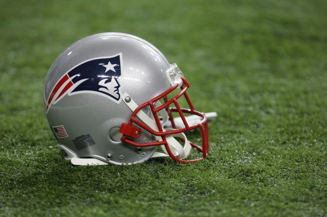 This proposed logo for the New England Patriots from 1979 is absolutely hideous