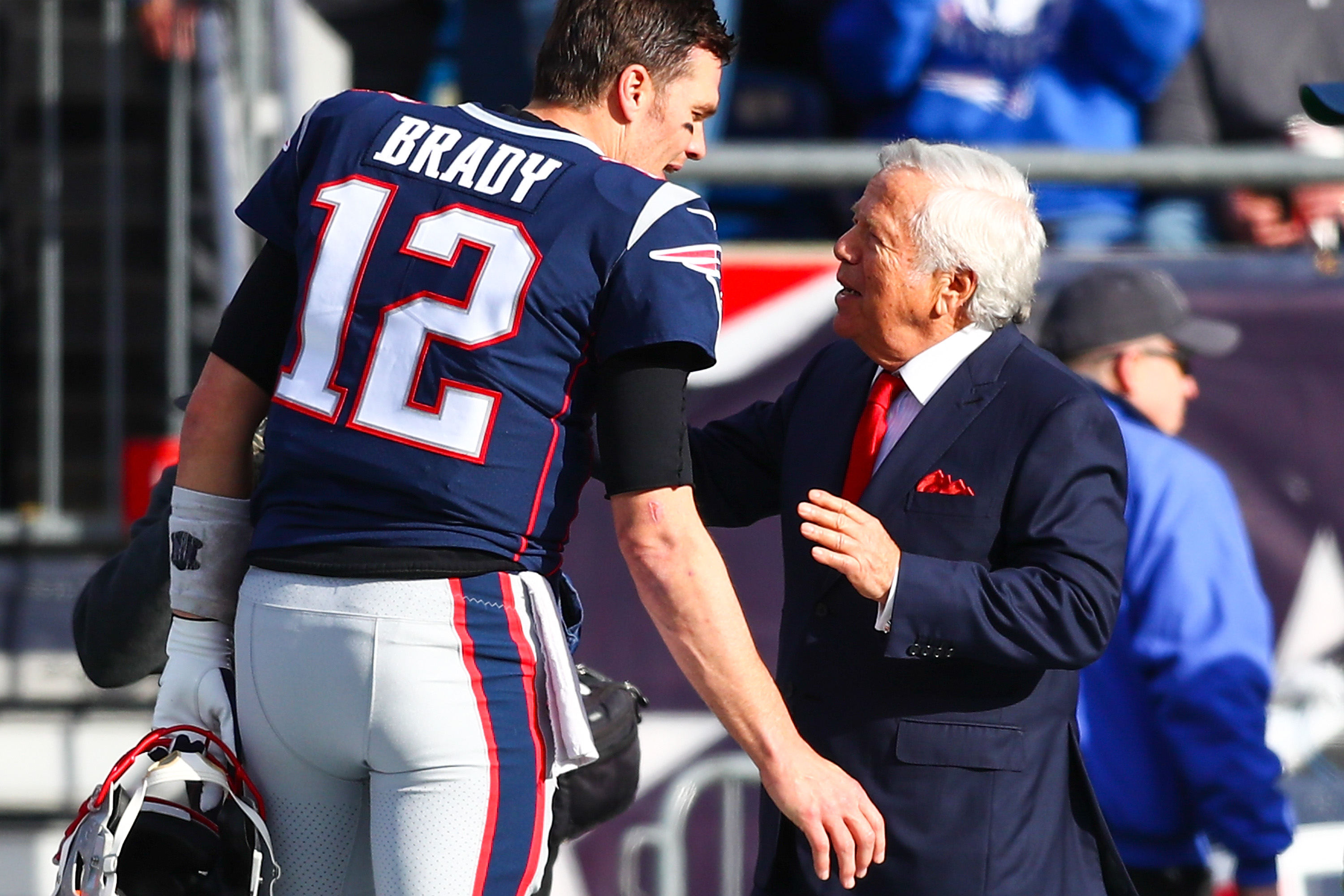 ESPN's Adam Schefter Explains Why The NFL's CBA Is Impacting The Tom Brady  Free Agency Saga With Patriots - BroBible