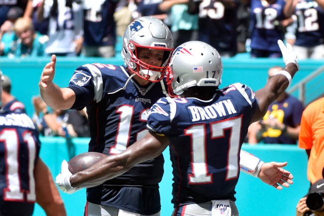 Antonio Brown gives his sales pitch to join the Buccaneers with Tom Brady