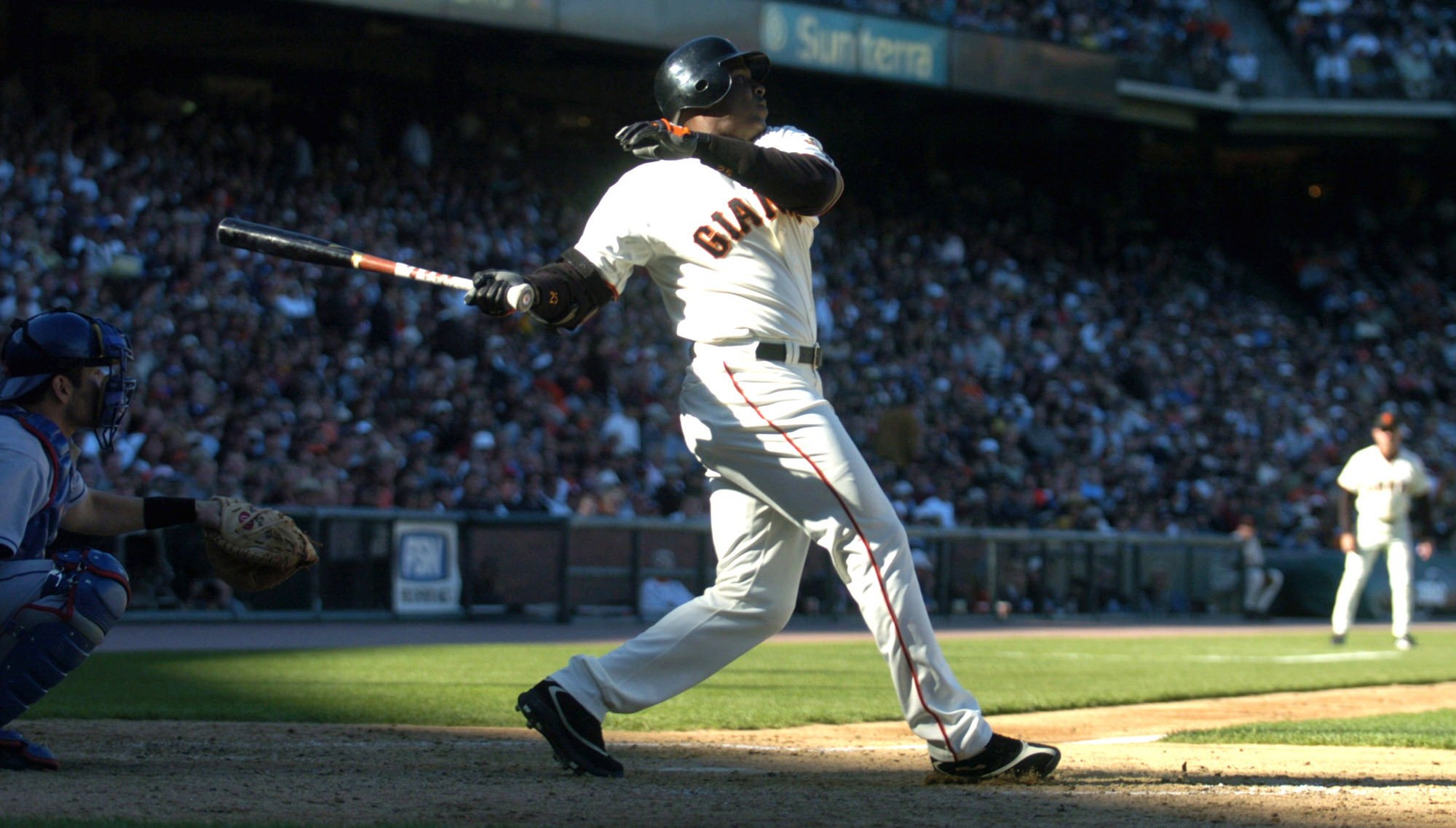 Barry Bonds says he feels MLB has given him 'death sentence