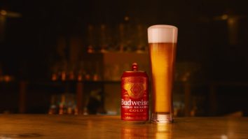 Budweiser Releases Nitrogen-Infused Beer: Nitro Reserve Gold Is Meant To Be Shaken