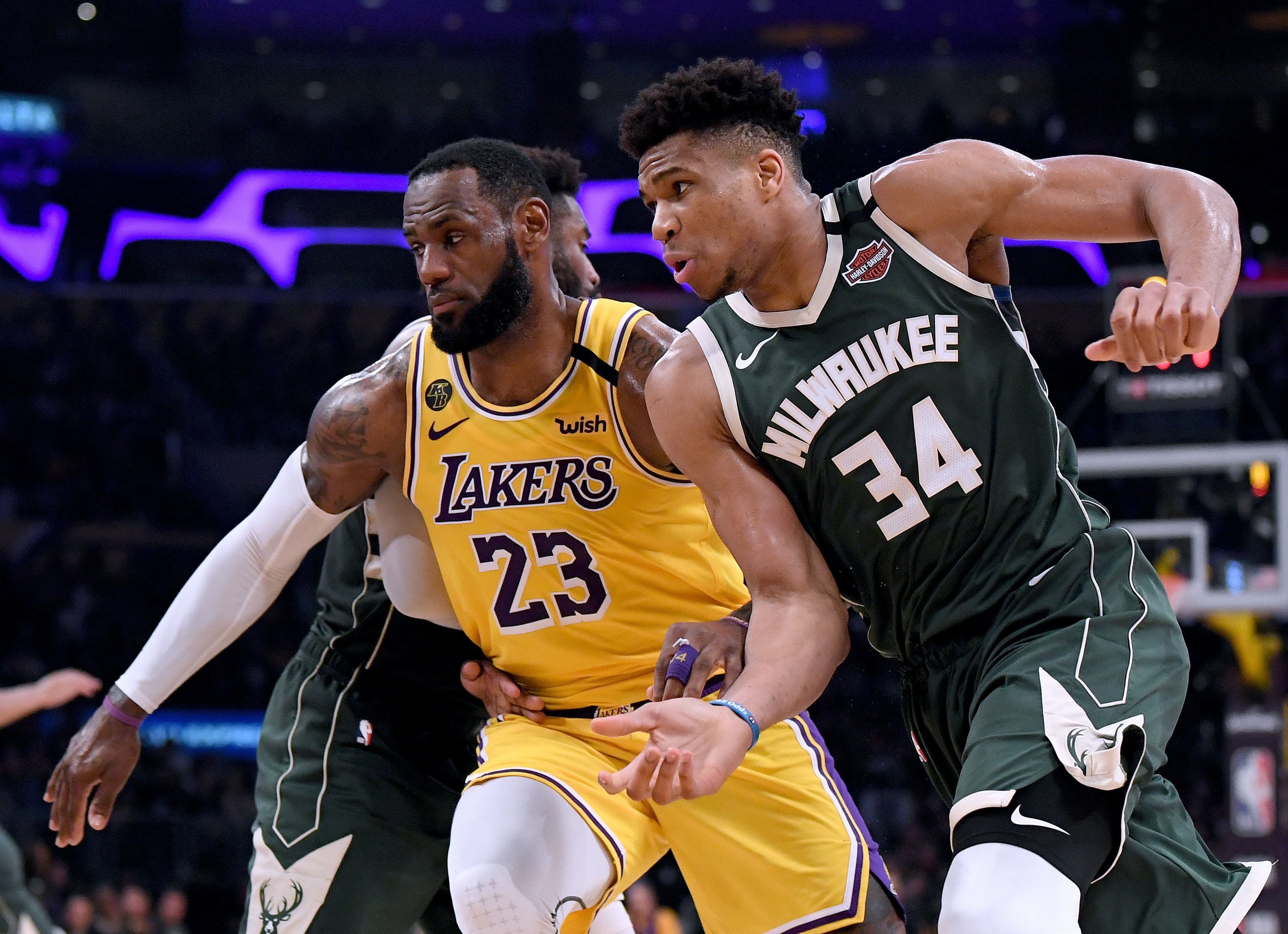 Giannis Antetokounmpo Would Win MVP In A Landslide Over LeBron ...