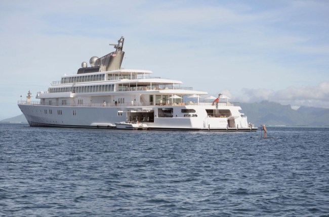 David Geffen who has a net worth of $7.5 billion flaunted his self-isolation on his $590 million mega-yacht Rising Sun and the Twitter reactions slammed the tone-deaf billionaire.