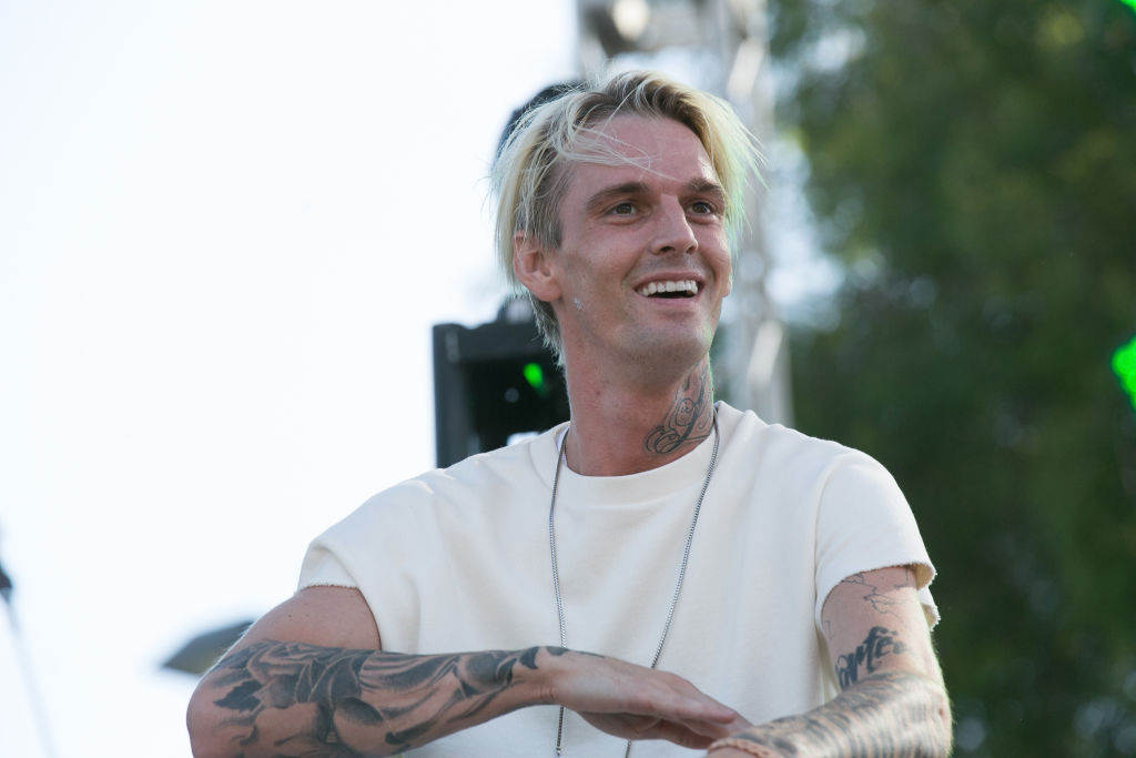 Aaron Carter Gets Large Face Tattoo Dedicated To His ...