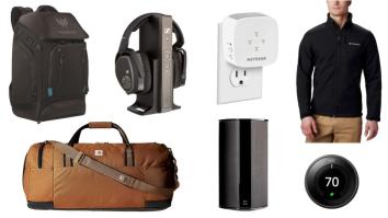 Daily Deals: Headphones, Bags, Jackets, Oakley Sunglasses, Nike Clearance Sale And More!