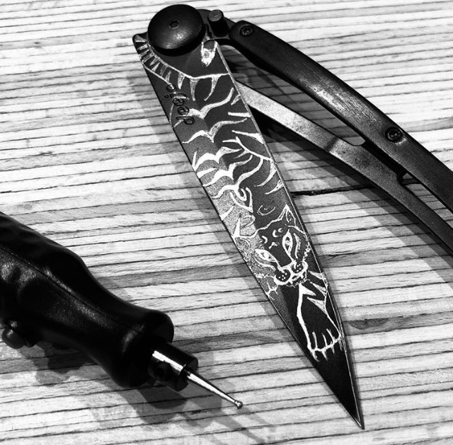 Pocket knife TATOO TREE 37 g, rosewood, deejo - Kulina.com
